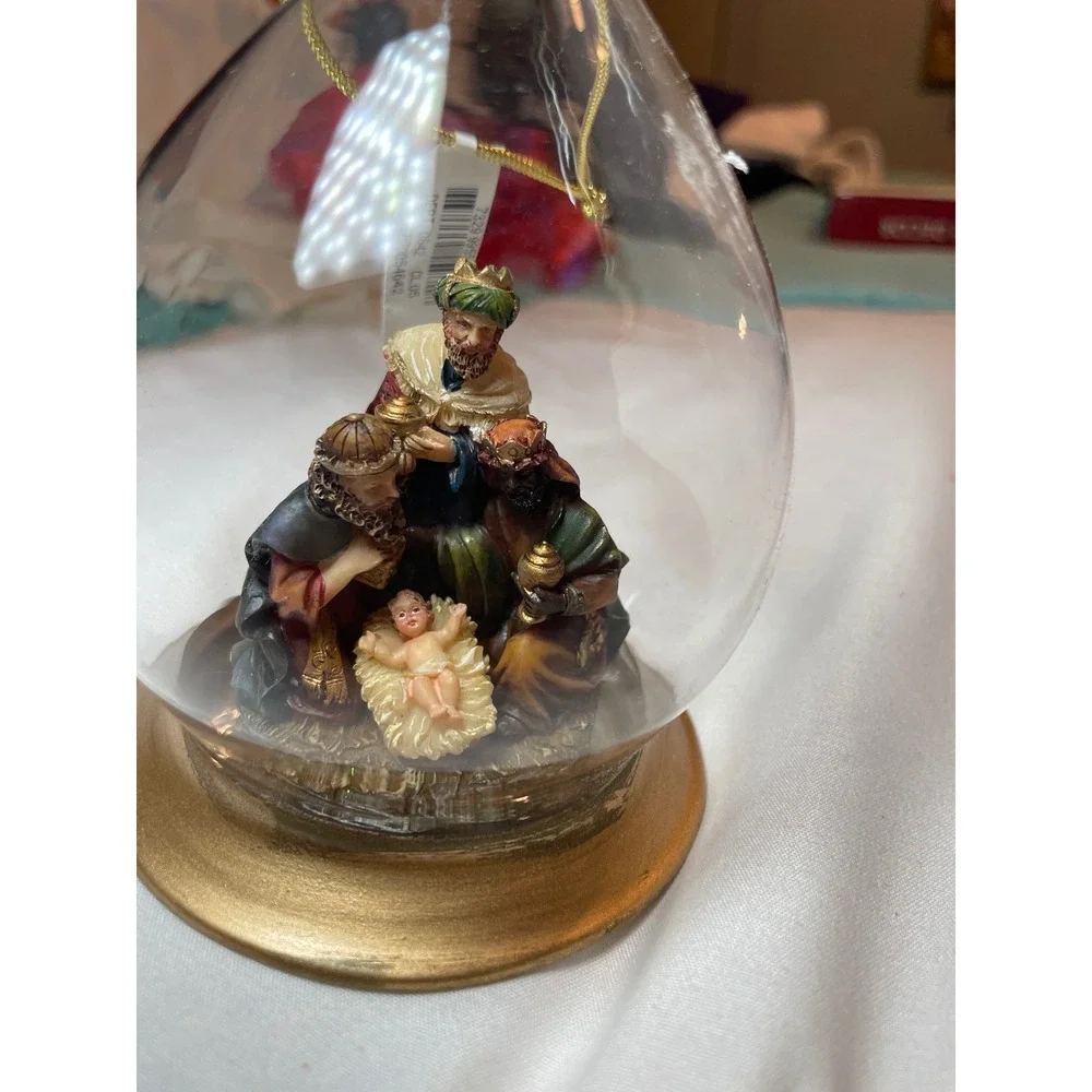 Nativity Scene Glass Teardrop Ornament Three Wise Men Baby Jesus Gold Base 5.5in